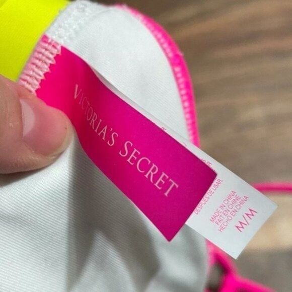 Victoria’s Secret Patterned Tie Swim Bikini Top - Picture 3 of 4